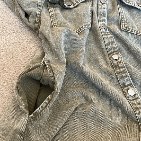 Polagram jacket, size medium - Picture 9 of 10